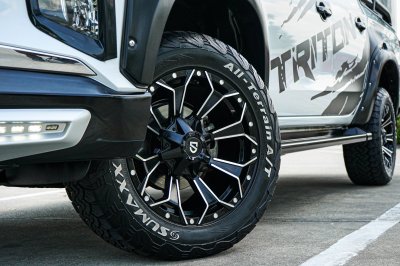 2023 Mitsubishi TRITON 2.4 Double Cab  GLS Plus