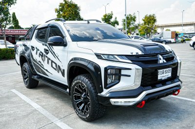 2023 Mitsubishi TRITON 2.4 Double Cab  GLS Plus