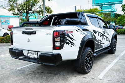 2023 Mitsubishi TRITON 2.4 Double Cab  GLS Plus