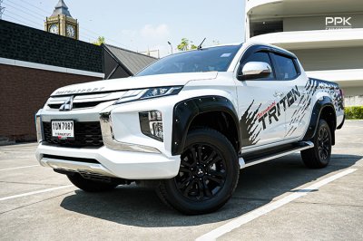 2021 Mitsubishi Triton 2.4 Double Cab GLS Plus