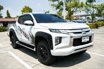 2021 Mitsubishi Triton 2.4 Double Cab GLS Plus