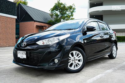 2019 Toyota YARIS 1.2 E Hatchback