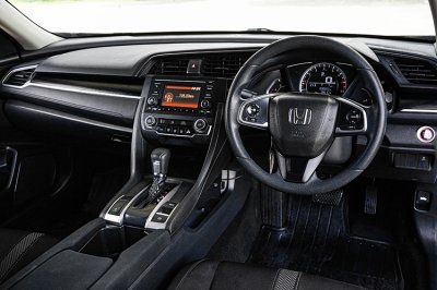 2021 Honda CIVIC 1.8 FC  E Sedan