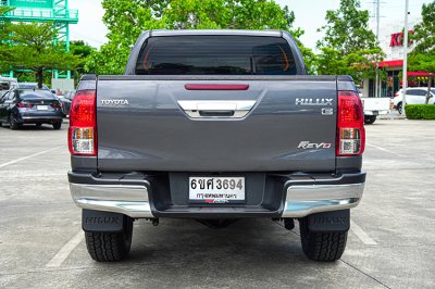Toyota HILUX REVO 2.4 DOUBLE CAB E Plus Prerunner Double Cab Pickup