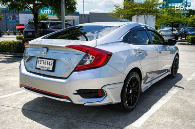 2020 Honda CIVIC 1.8 FC E Sedan