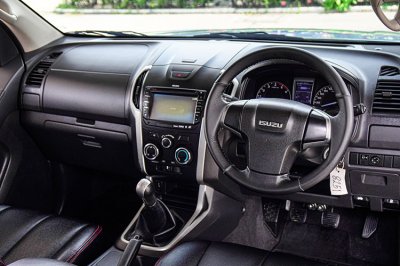 2014 ISUZU D-MAX  2.5 VGS Z