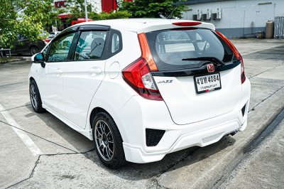 2015 HONDA JAZZ 1.5 i-VTEC S