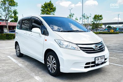 2013 Honda FREED 1.5  SE Wagon