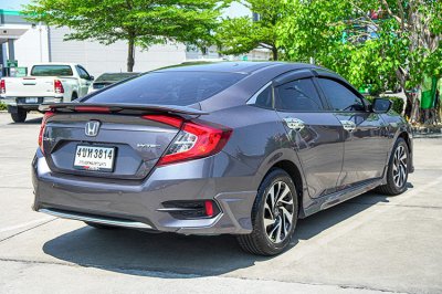 2019 HONDA CIVIC 1.8 E