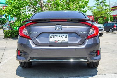 2019 HONDA CIVIC 1.8 E