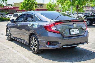 2019 HONDA CIVIC 1.8 E