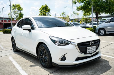 2020 Mazda 2 1.3  High Connect Sedan