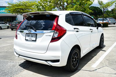2018 Honda JAZZ 1.5 S