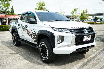 2022 Mitsubishi Triton 2.4 GLS Plus Double Cab