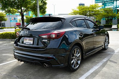 2019 Mazda 3 2.0  S Sports Hatchback