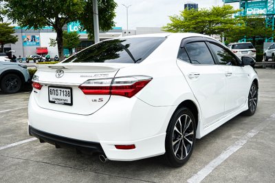 2017 Toyota Corolla Altis 1.8  Esport Option Sedan