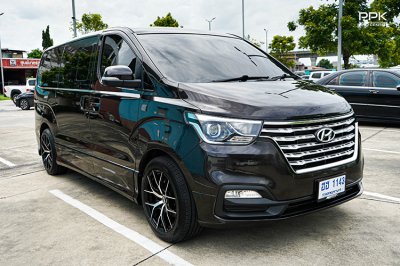 2019 Hyundai H-1 2.5 Elite Van