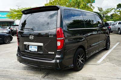2019 Hyundai H-1 2.5 Elite Van