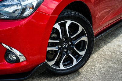 2015 Mazda 2 1.5 XD Sports High Plus Hatchback 2015 Mazda 2 1.5 XD Sports High Plus Hatchback