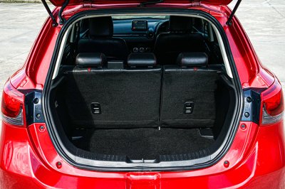 2015 Mazda 2 1.5 XD Sports High Plus Hatchback 2015 Mazda 2 1.5 XD Sports High Plus Hatchback