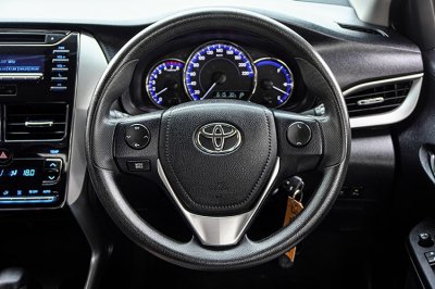 2018 TOYOTA YARIS ATIV 1.2 E