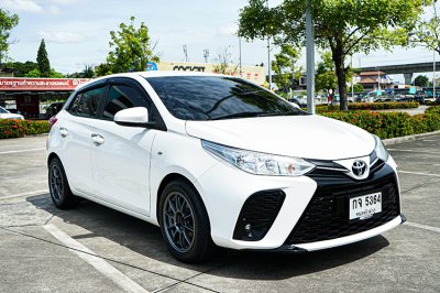 Toyota YARIS 1.2 (ปี 17-22) Entry Hatchback