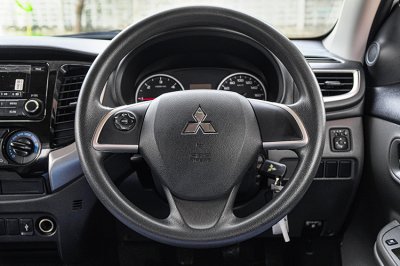Mitsubishi TRITON 2.5 MEGA CAB (ปี 14-19) GLX Mega Cab Pickup