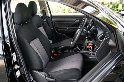 Mitsubishi TRITON 2.5 DOUBLE CAB (ปี 18-23) GLX Double Cab Pickup