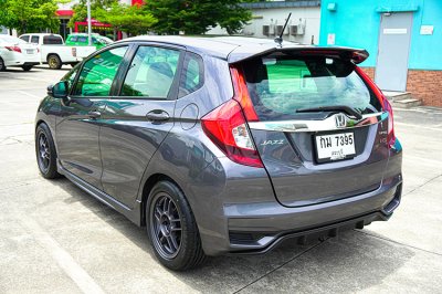 Honda JAZZ 1.5 (ปี 14-22) RS Hatchback