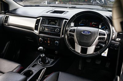 Ford RANGER 2.2 DOUBLE CAB (ปี 15-21) XLT Double Cab Hi-Rider Pickup