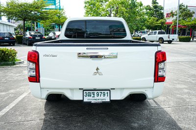 Mitsubishi TRITON 2.5 MEGA CAB (ปี 18-23) GLX Mega Cab Pickup