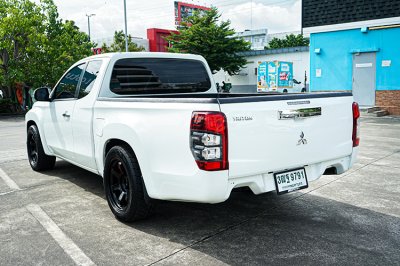 Mitsubishi TRITON 2.5 MEGA CAB (ปี 18-23) GLX Mega Cab Pickup