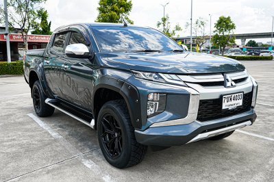 2020 Mitsubishi TRITON 2.4 Double Cab  GLS Plus Pickup