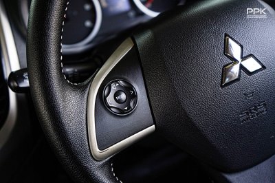 2016 Mitsubishi Triton 2.4 GLS Plus Mega Cab