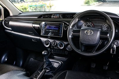 2018 TOYOTA HILUX REVO 2.4 J PLUS SMART CAB