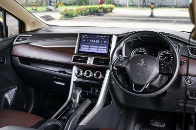 2021 Mitsubishi Xpander Cross 1.5 Wagon 2021 Mitsubishi Xpander Cross 1.5 Wagon