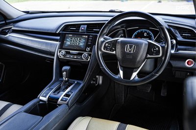 2021 Honda CIVIC 1.8 FC  EL Sedan