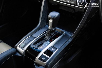 2021 Honda CIVIC 1.8 FC  EL Sedan