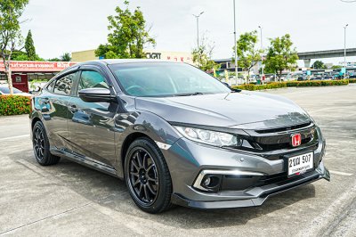 Honda CIVIC 1.8 FC E Sedan