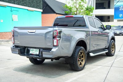 2020 ISUZU D-MAX HI-LANDER SPACECAB 1.9 Ddi L DA