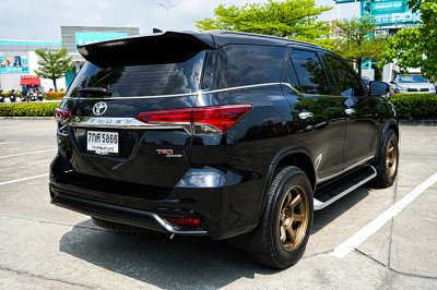 2018 Toyota FORTUNER 2.8  TRD Sportivo SUV