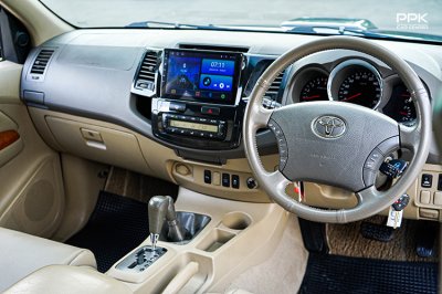 2010 Toyota FORTUNER 3.0 V 4WD SUV