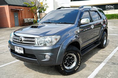 2010 Toyota FORTUNER 3.0 V 4WD SUV