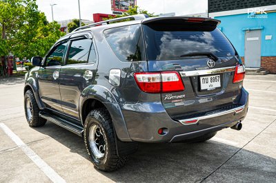 2010 Toyota FORTUNER 3.0 V 4WD SUV