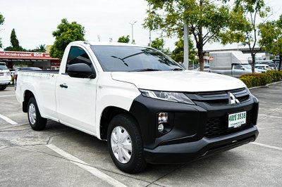 2022 Mitsubishi Triton 2.5 GL Single Cab