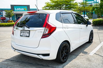 2019 Honda JAZZ 1.5  V Hatchback