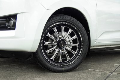 Isuzu D-Max 1.9 L DA Space Cab