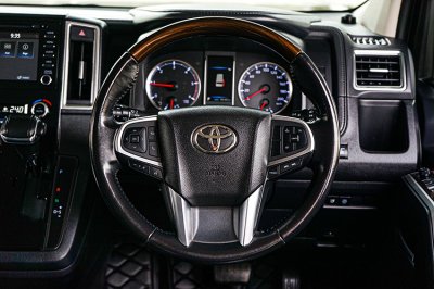 2021 Toyota Majesty 2.8 Premium Van