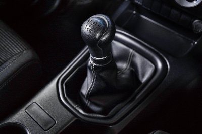 2024 Toyota Hilux Revo 2.4 Smart Cab Z Edition Entry