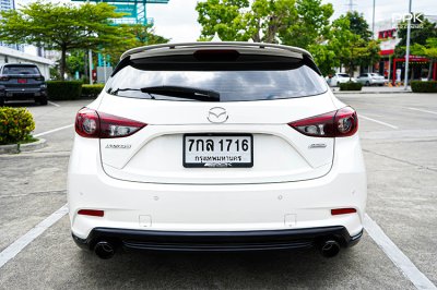 2018 Mazda 3 2.0  S Sports Hatchback